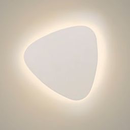Қабырғаға арналған үшбұрыш пішінді шам, ақ корпус, жарығы қосулы