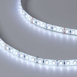 Жұмыс істеп тұрған LED таспа, суық ақ жарық