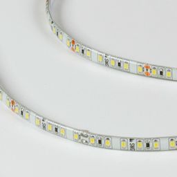 SMD2835 жарықдиодты таспасының сегменттері, жақыннан көрініс