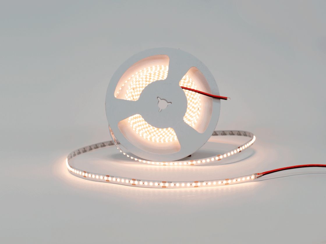 Катушкадағы LED таспа, 3000K жылы жарық