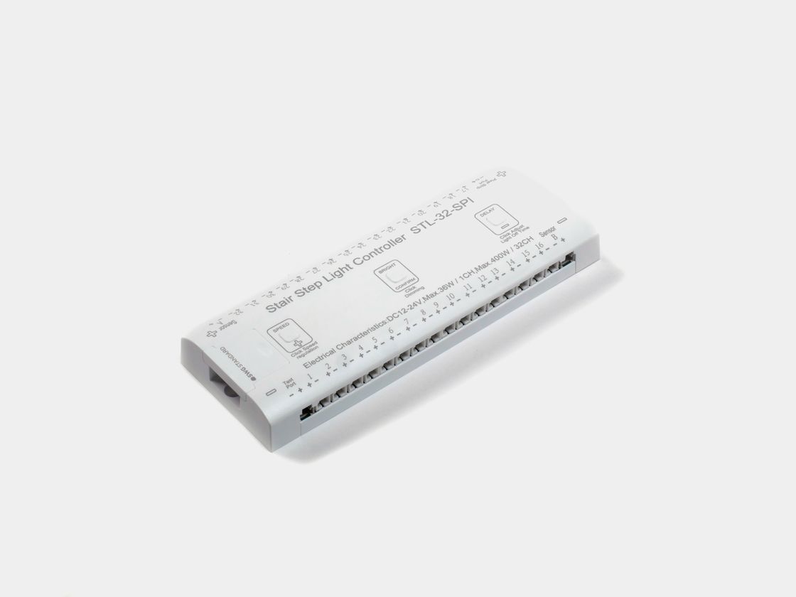 STL-32-SPI баспалдақ жарықтандыру контроллері, үстінен көрініс