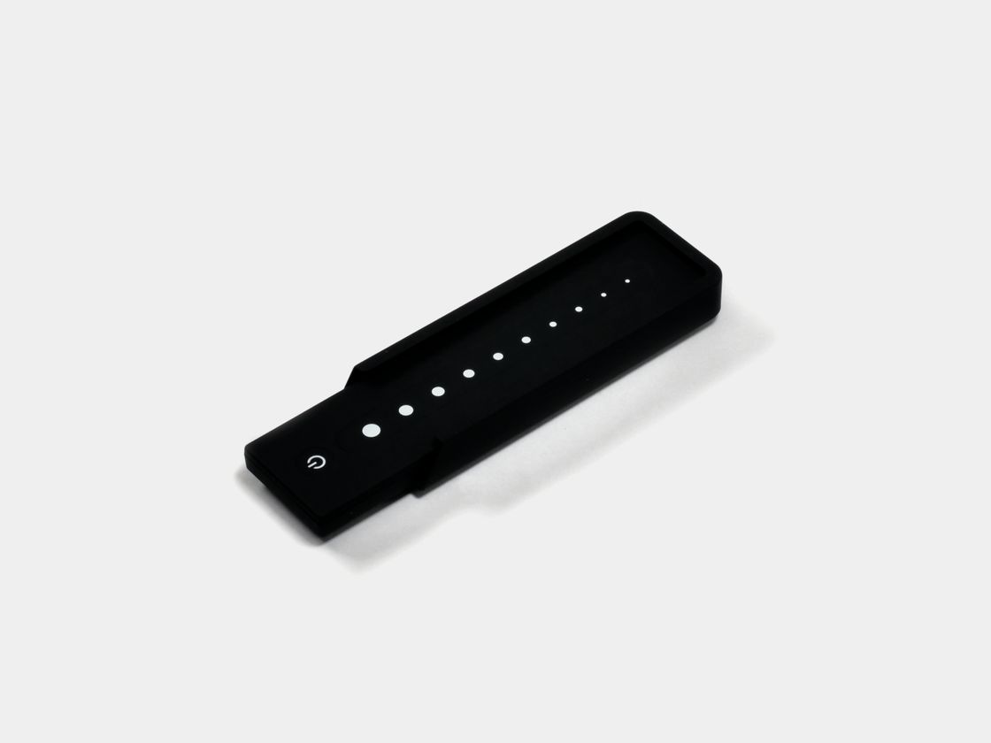 EasyDim қара сенсорлы RF пульті, үстінен көрініс