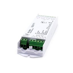 EasyDim ES-3001 күшейткіші, қосу клеммаларының жақыннан көрінісі