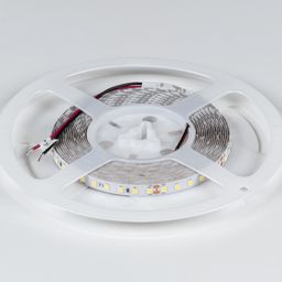 Пластик катушкаға оралған LED таспа, 5 м