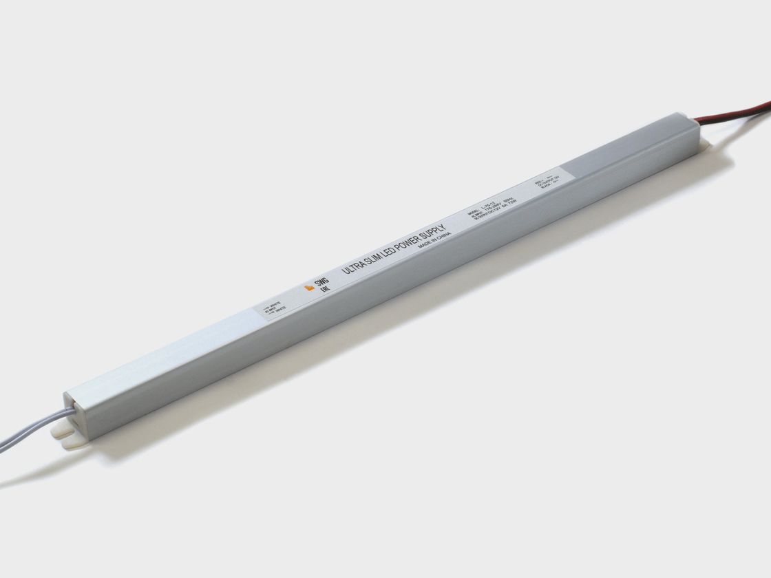 Өте жұқа SWG L-75-12 қорек көзі, бүйірден көрініс