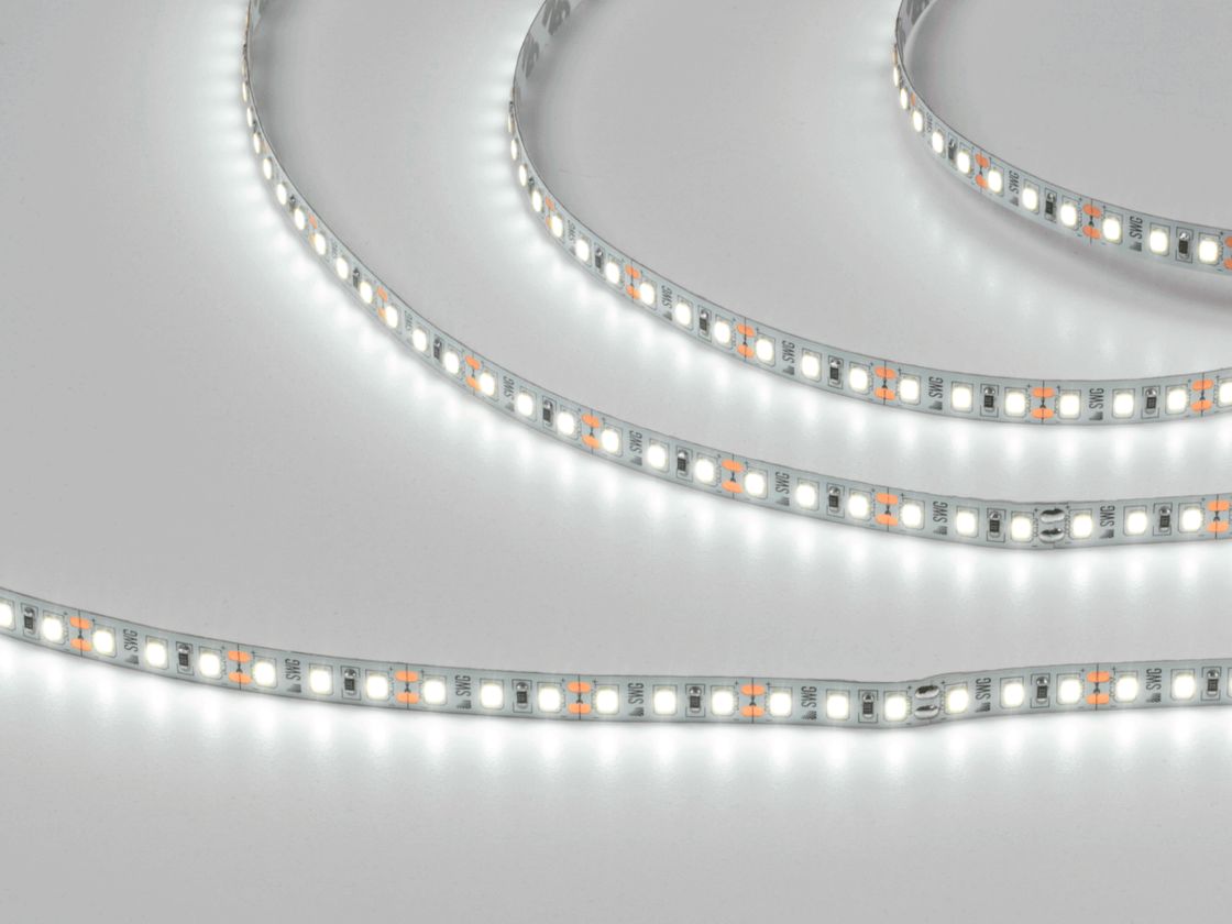 Жұмыс үстіндегі SMD2835 LED таспасы, суық түсті жарық